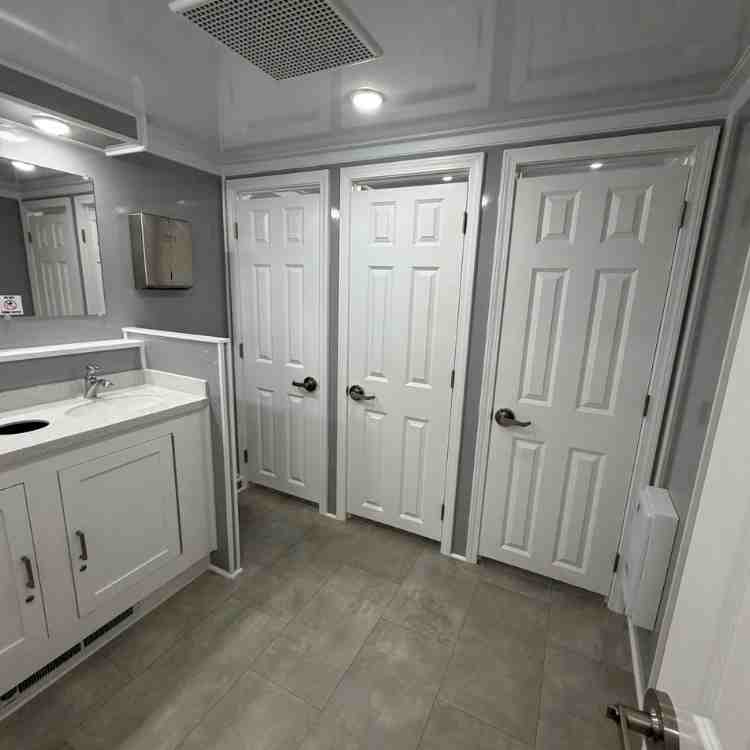 Royal Thrones Restroom Trailers